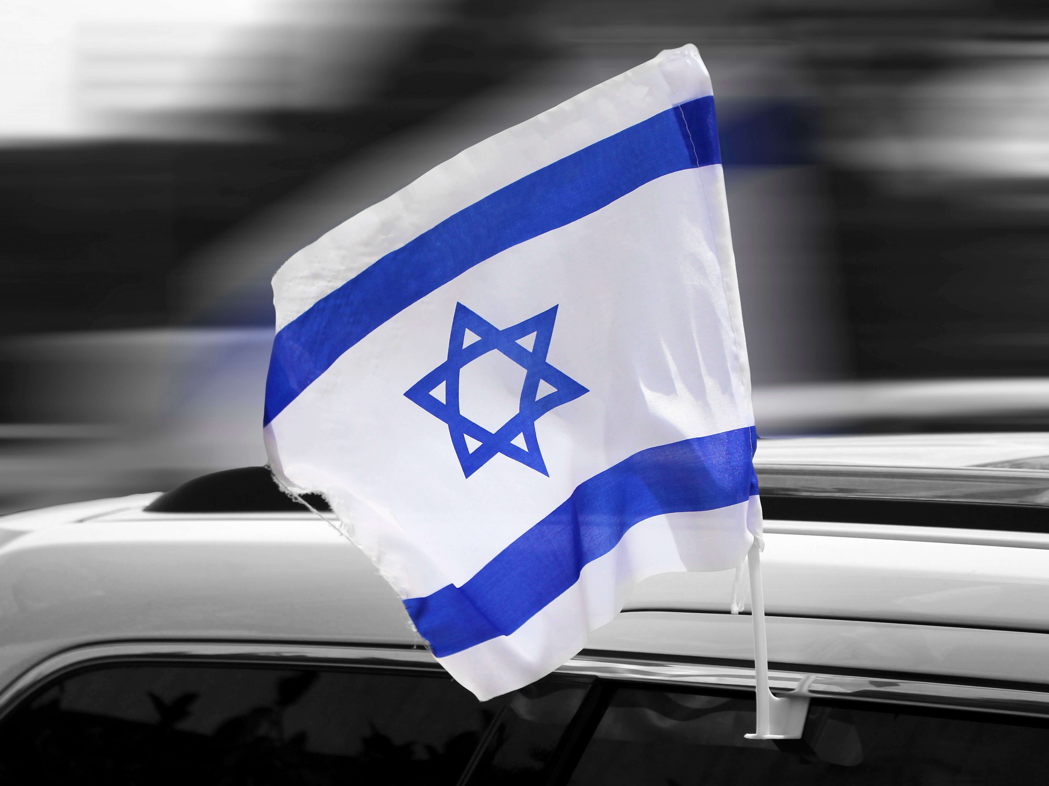 דגלים לרכב - הדפסת דגלים - אונליין שלטים